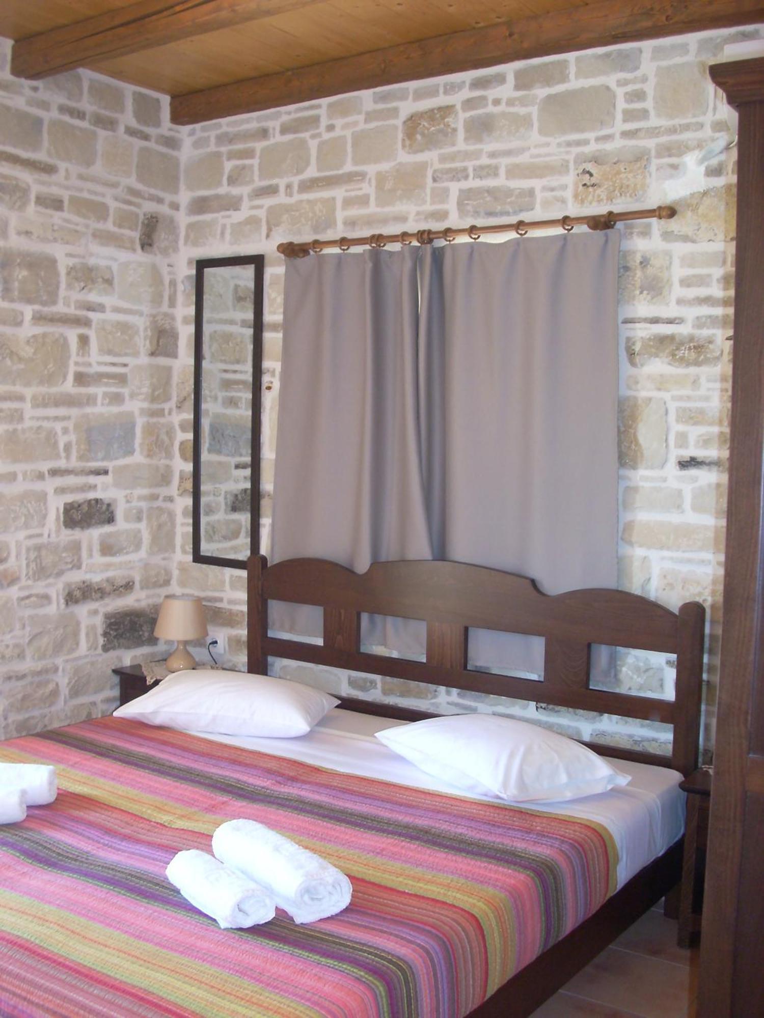 Sivas Apartments-Studios,Sigelakis With Very Nice View Room photo
